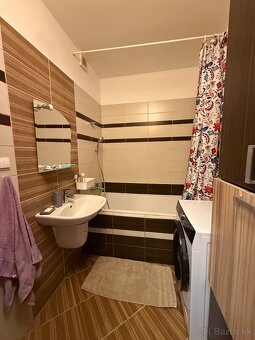 Na prenájom 3izbový byt - Voľný ihned - 9