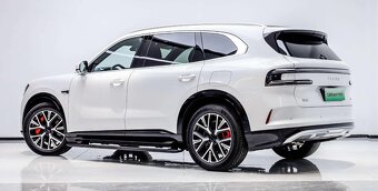 Zeekr 8X 70kWh Ultra+ 900 hp - 9