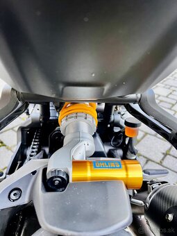 Ducati Monster 1200S 2020 - 9