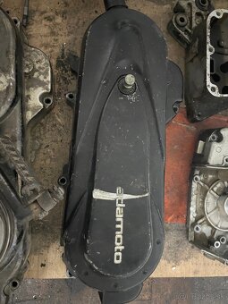 Predám kartere na skúter gy6 50cc - 9