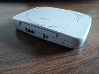 PlayStation One, PlayStation 1 Classic, PlayStation 2 Slim - 9