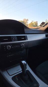 BMW e90 330d Automat - 9