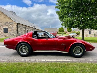 Chevrolet Corvette 1973 – klasický americký kabriolet s V8 - 9