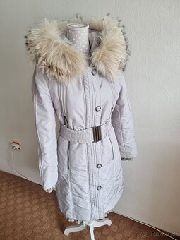 bledošedá luxusná bunda Kara s pravou kožušinou M - 9
