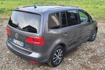 VOLKSWAGEN TOURAN 1.2 TSI - 9
