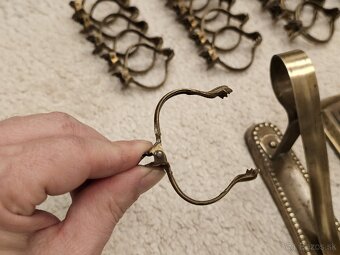 Mosadzná garníž so štipcami - 9