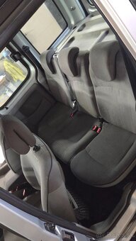 Renault Kangoo 1.2 benzín - 9