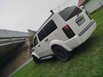 Dodge Nitro - 9