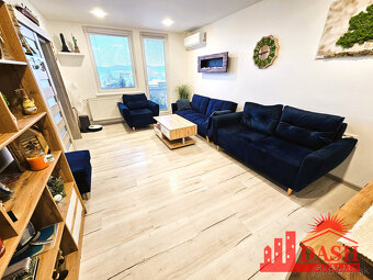 Na predaj 3 izbový byt s balkónom a klimatizáciou, 76 m2, Tr - 9