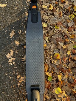 Elektrokolobežka Segway Ninebot KickScooter ES1 - 9