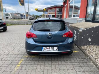 PREDÁM OPEL ASTRA J 1.4 TURBO 88 kw 2013 - 9