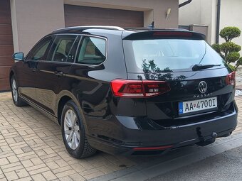 Volkswagen Passat Variant 1.5 TSI Business DSG r.v. 2022 - 9