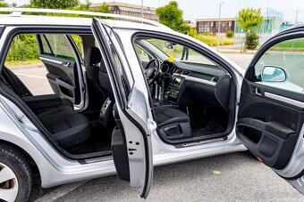 Škoda Superb Combi 2,0 TDI DSG 103kW - 9