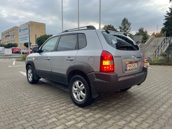 Hyundai Tucson 2.0 CRDI 4x4 - 9