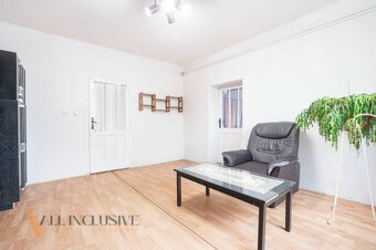 ALL INCLUSIVE | NA PREDAJ 3-IZBOVÝ ROD. DOM NA 7 ÁR POZEMKU, - 9