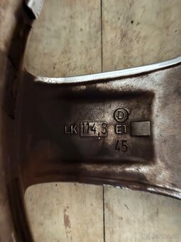 Enzo, Barum kolesa 205/55 R16 - 9