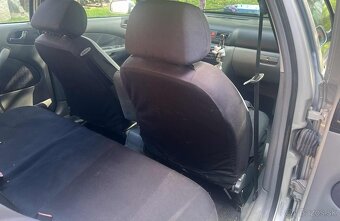 Skoda Oktavia 1.6 MPI - 9