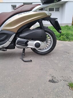 Predám piaggio 300 - 9