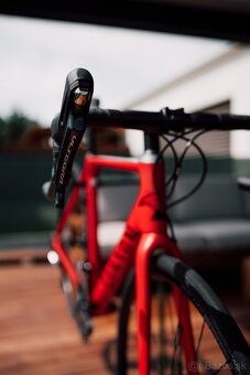Predám Canyon Endurace CF SL Disc 8.0 | TOP STAV - 9