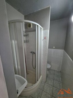 Na predaj zariadená garsónka po rekonštrukcii Komárno - 9