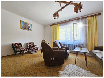 RODINNÝ DOM / HIADEĽ / okres B. Bystrica / pozemok 837 m2 - 9
