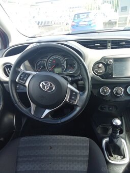 Toyota Yaris 1/ 2017 - 9