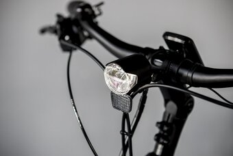 Mestský elektrobicykel BESV - 9