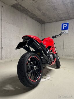 Ducati Monster 796 bez ABS - 9
