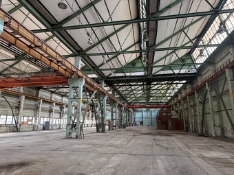 Skladové a výrobné haly so žeriavom v Košiciach - 9
