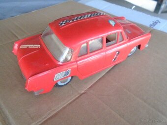 Stará Hračka škoda 1000 MB  KDN - 9