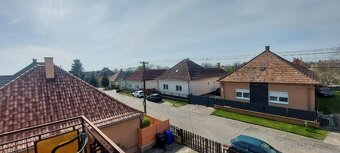 Čiastočne zrekonštruovaný, 5 izbový rodinný dom - 9