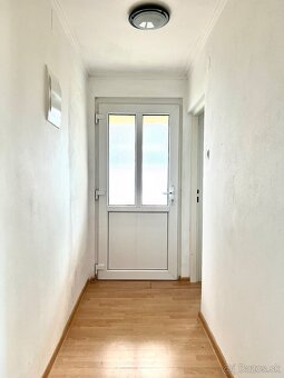 3 izbový byt s vlastným parkovacím miestom - 9