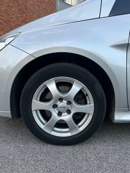 Mercedes Benz B200 - 9