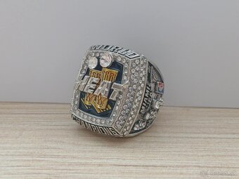 NBA, NFL prstene - 9