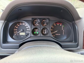 Predám MITSUBISHI PAJERO 3.2 Did automat - 9