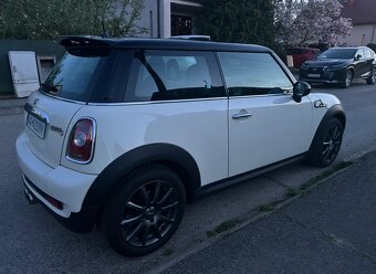 Mini Cooper S R56 1.6i 175 koní - 9