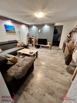 Rodinný dom v obci Bzovík - 9