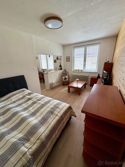 Predám 1 izbový byt v centre Valaskej - 9
