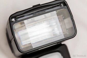 Predám blesk Pixel Mago Speedlite pre Canon - 9