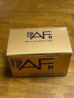 Nikon AF Micro Nikkor 60mm f/2.8 D - 9