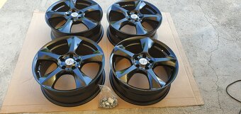 mazda kia hyundai mitsubishi toyota honda 5x114,3 r18 - 9