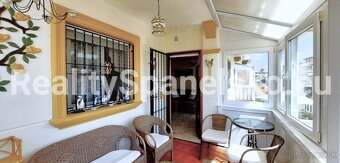 Prodej prostorného domu 3kk s střešní terasou ORIHUELA COSTA - 9