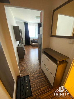 Na prenájom zariadená garsónka v Nových Zámkoch - 9