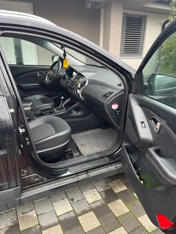 Hyundai ix35 2.0 crdi 2011 4x4 s uzávierkou a s ťažným - 9