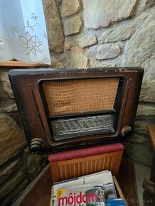Rádio a písací stroj - 9