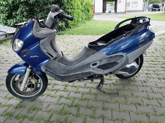 Piaggio x9 - 9