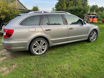 Škoda superb - 9