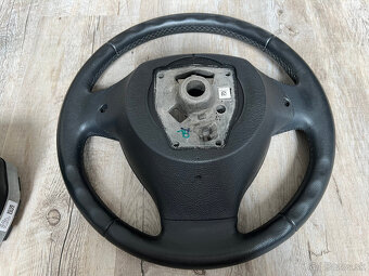BMW F10 LCI Volant - 9