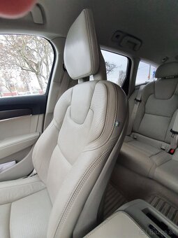 Volvo V90 Cross Country D4 2.0L Cross Country Pro AWD A/T - 9
