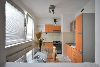 3-izbový byt na sídlisku JUH v KK , 64,6 m2 - 9